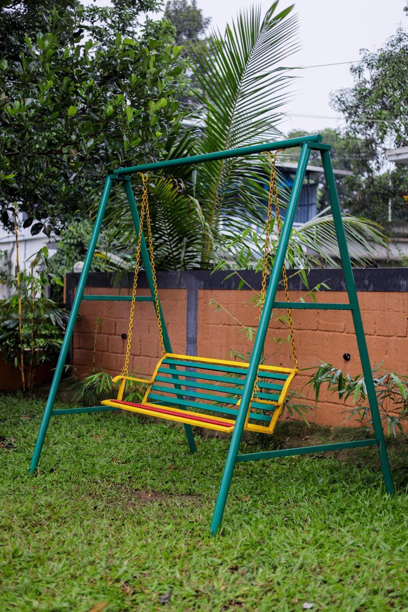 Sky Blue Homestay With Pool Vythiri Exterior photo