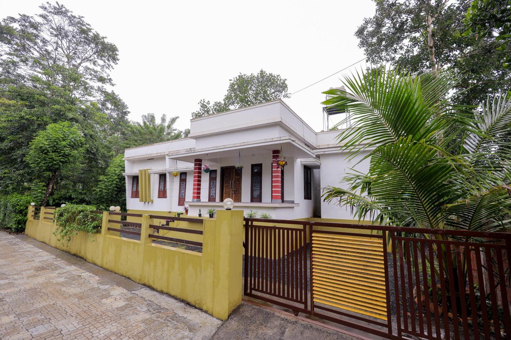 Sky Blue Homestay With Pool Vythiri Exterior photo