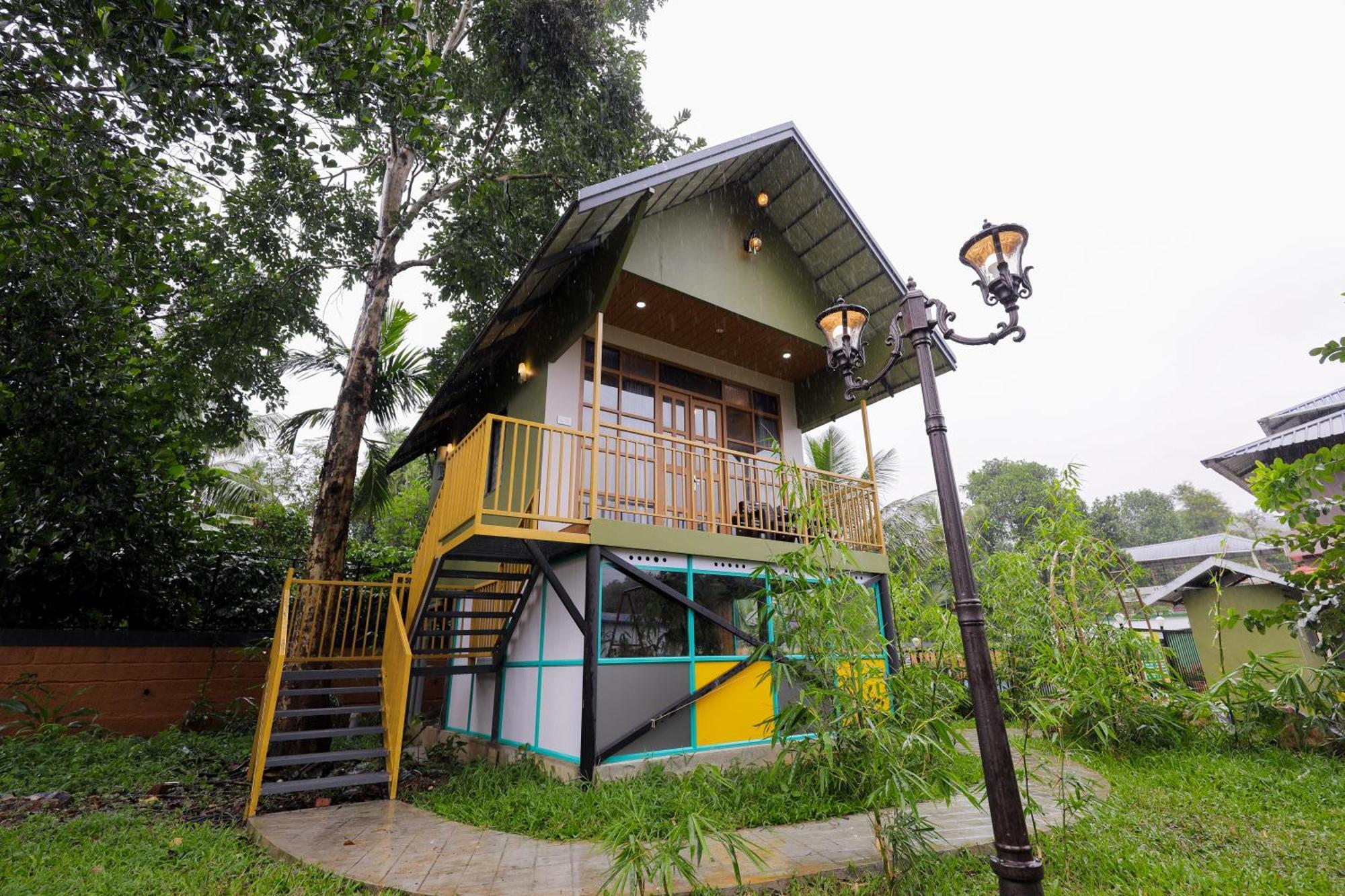Sky Blue Homestay With Pool Vythiri Exterior photo