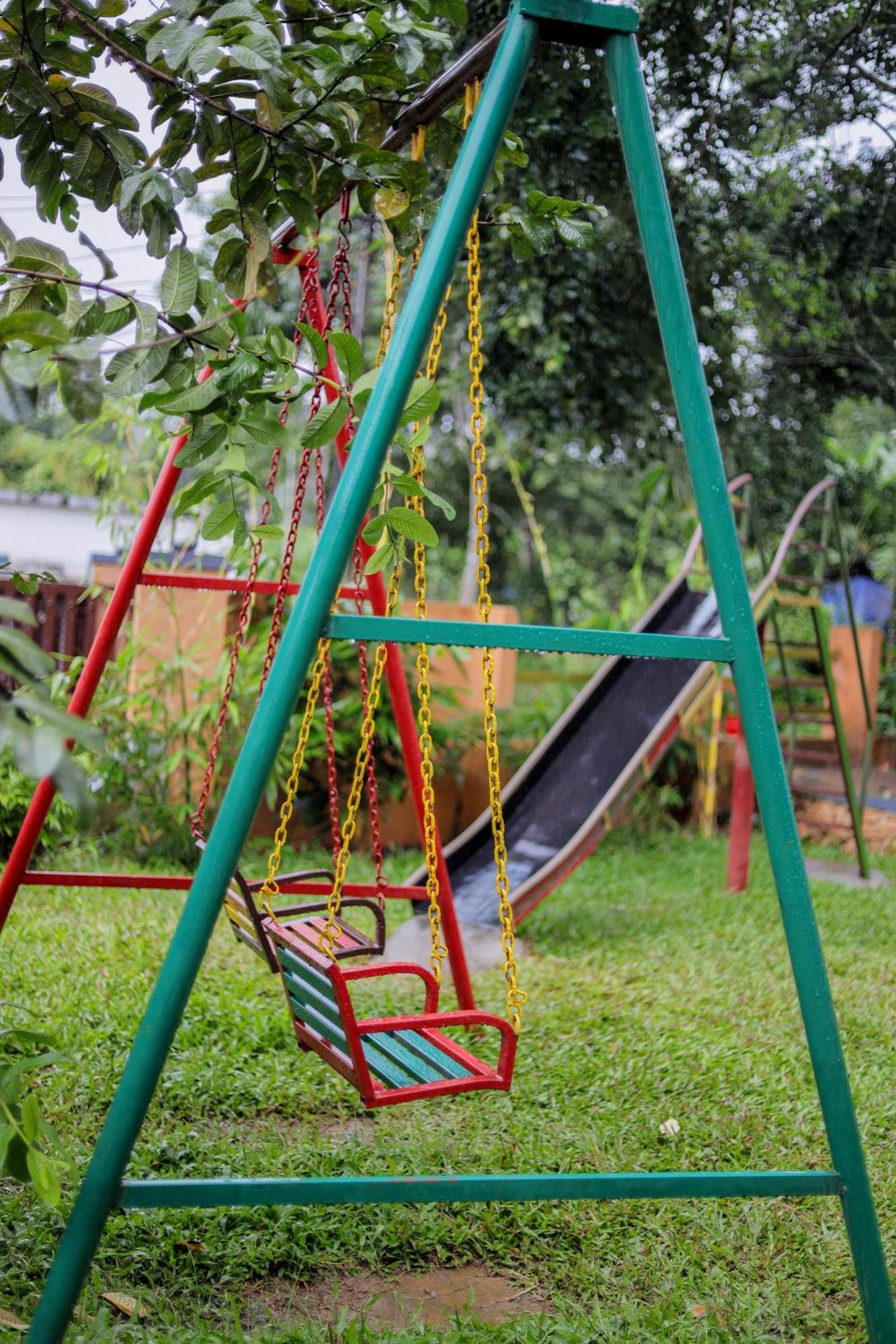 Sky Blue Homestay With Pool Vythiri Exterior photo