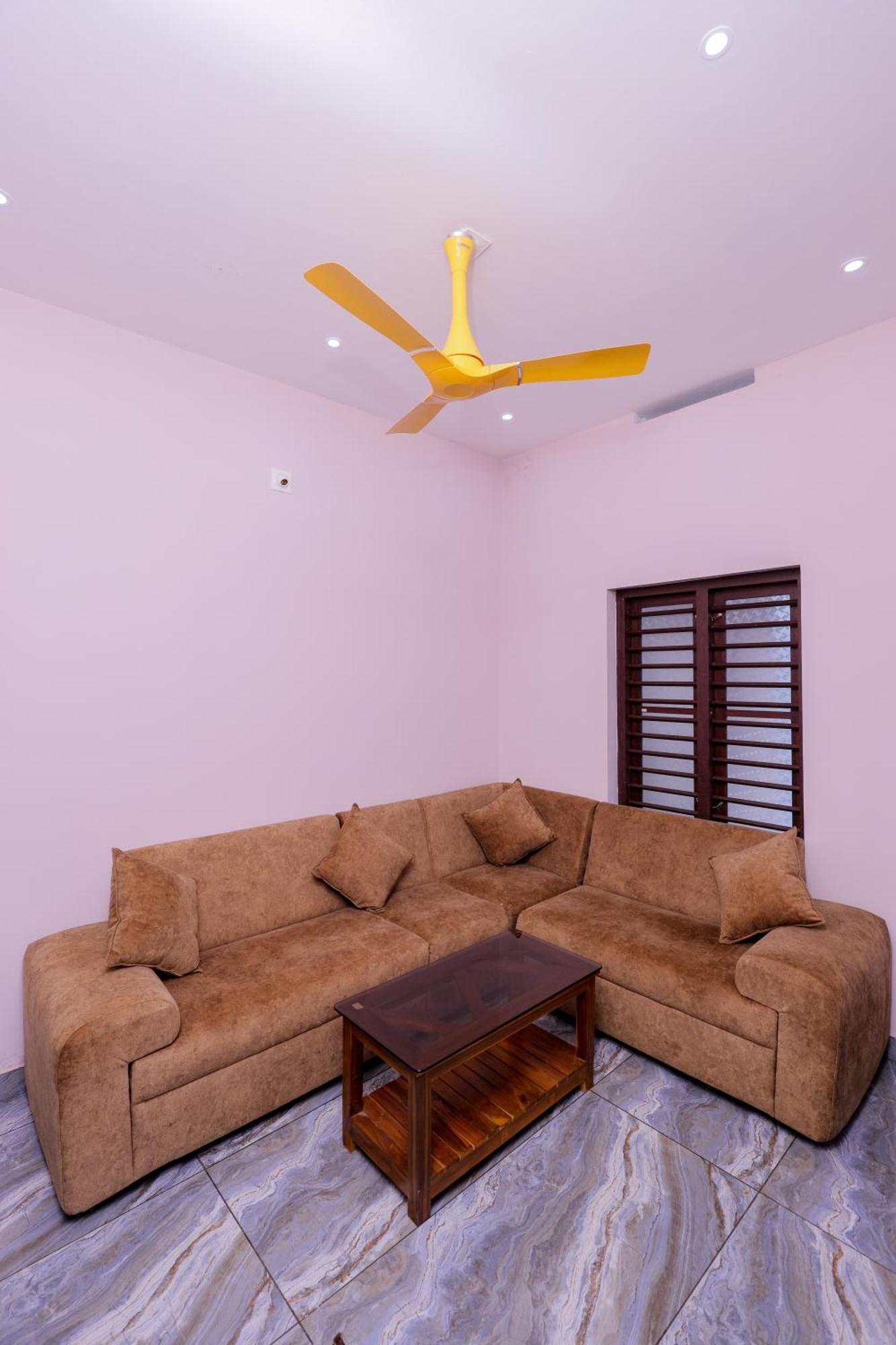 Sky Blue Homestay With Pool Vythiri Exterior photo